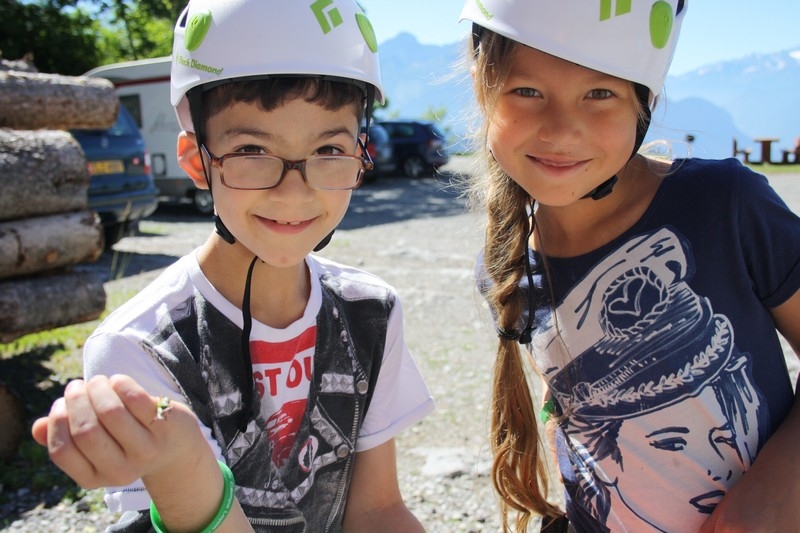 Village Camps International Summer Camp Leysin, Switzerland 2025-08-09 https://www.villagecamps.com/journals_admin/images/703-9-green climb.jpg